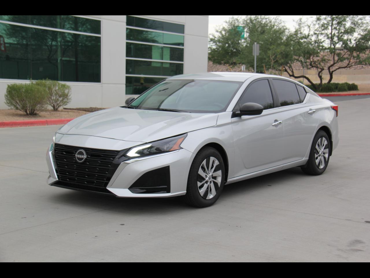 Nissan Altima 2.5 S 2024