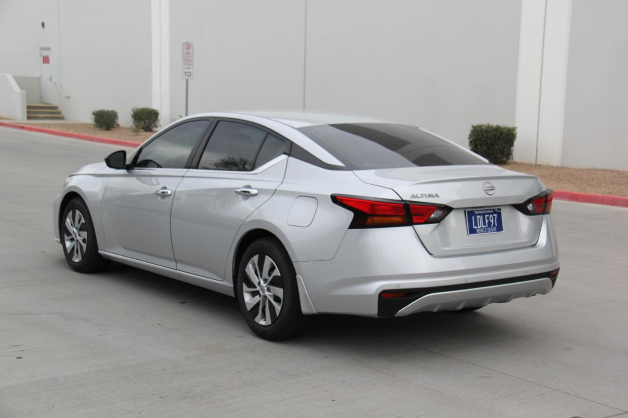 Nissan Altima 2.5 S 2024