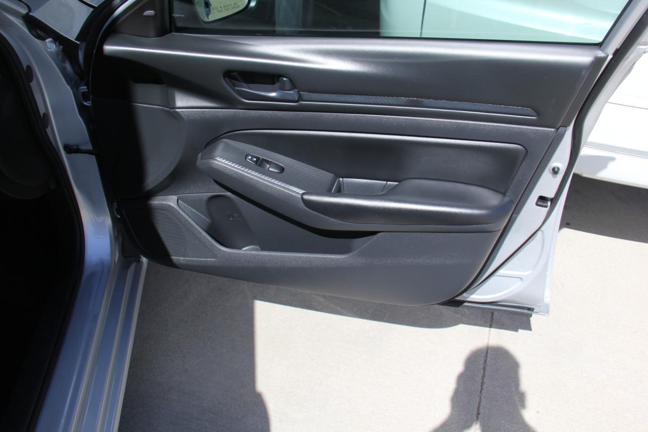 Nissan Altima 2.5 S 2024