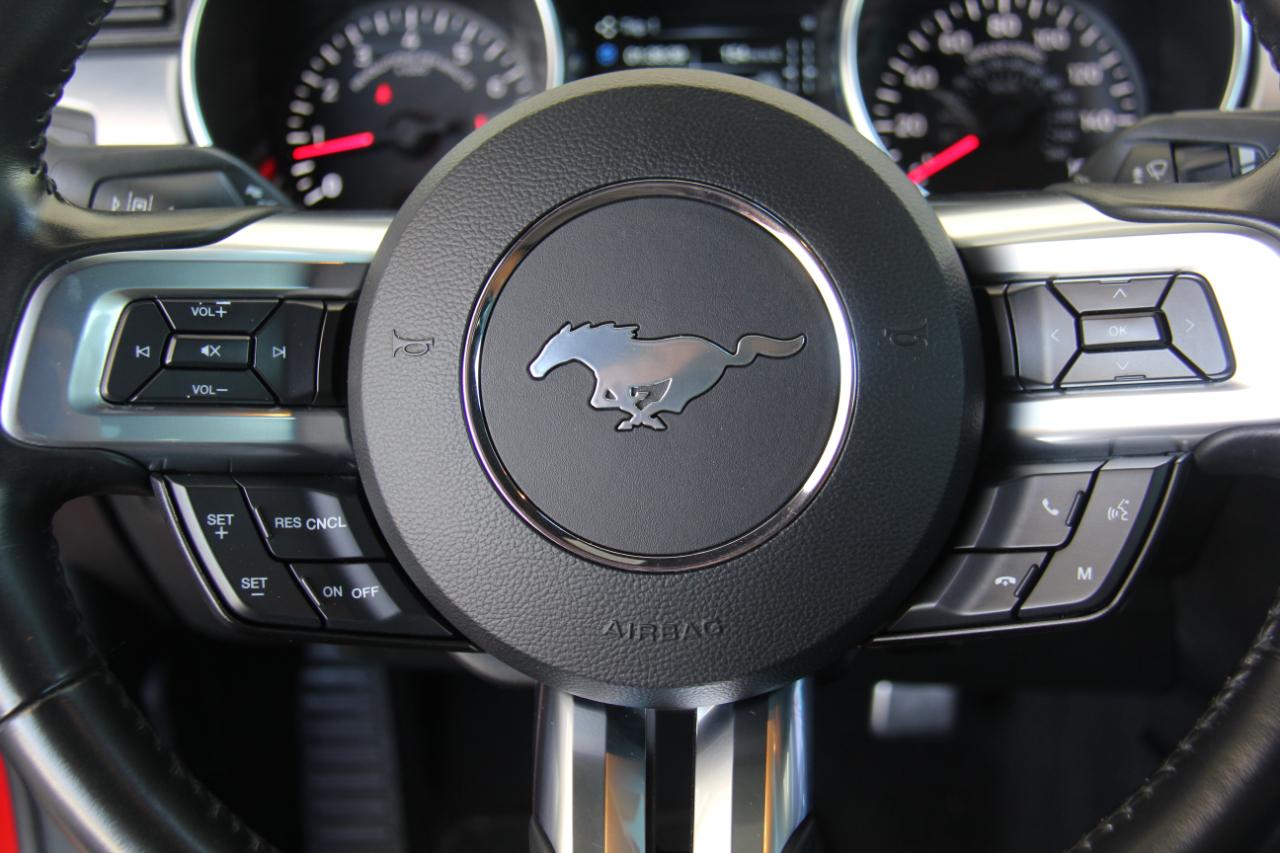 Ford Mustang EcoBoost Coupe 2023