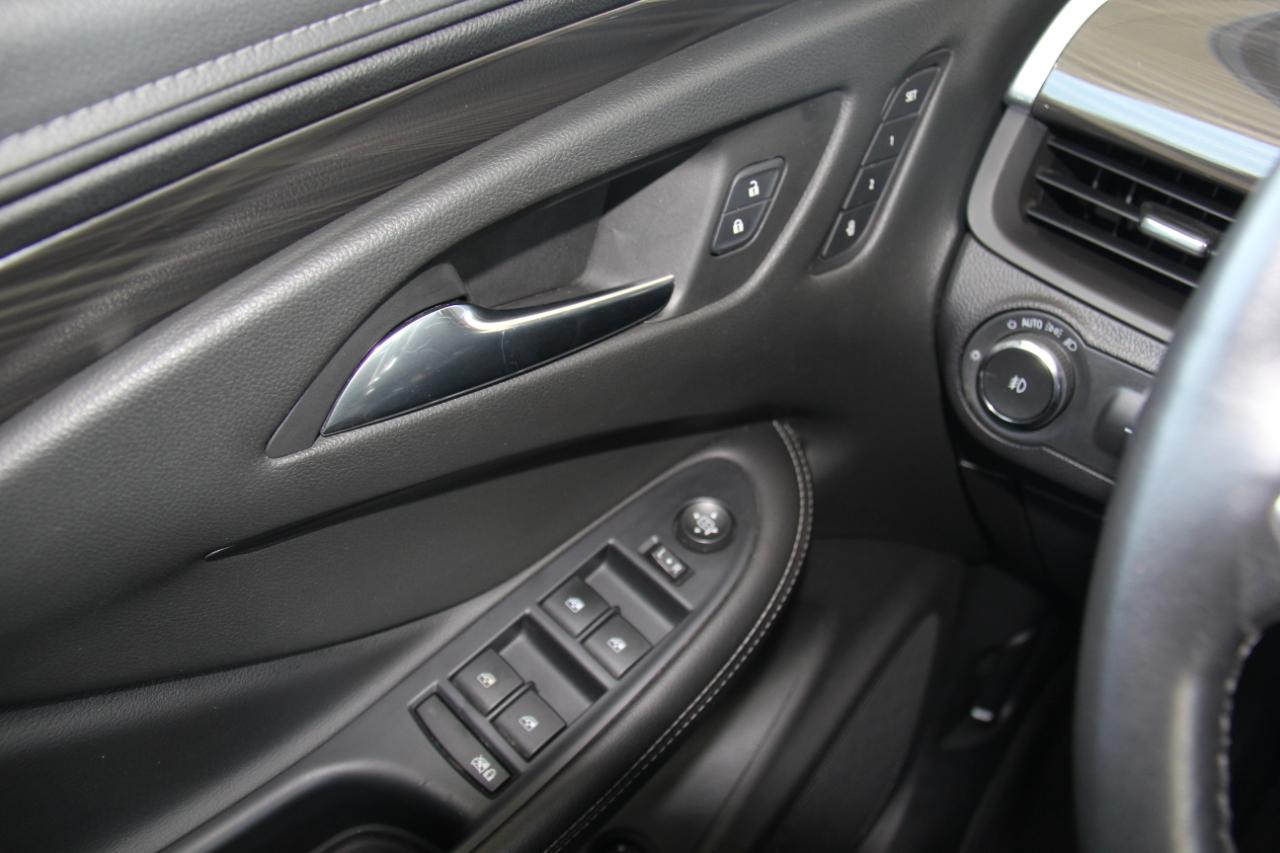 Buick Envision  2020