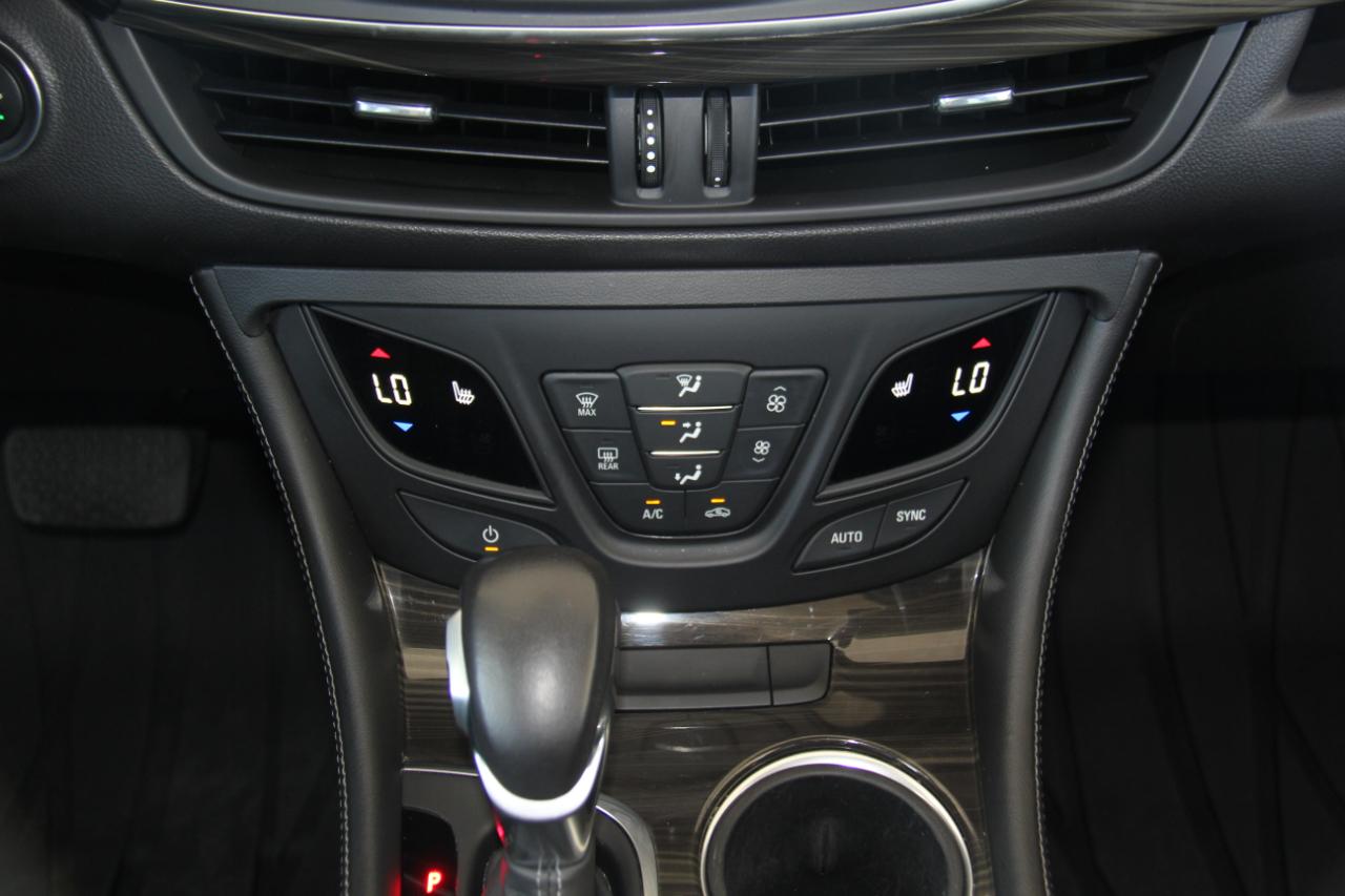 Buick Envision  2020