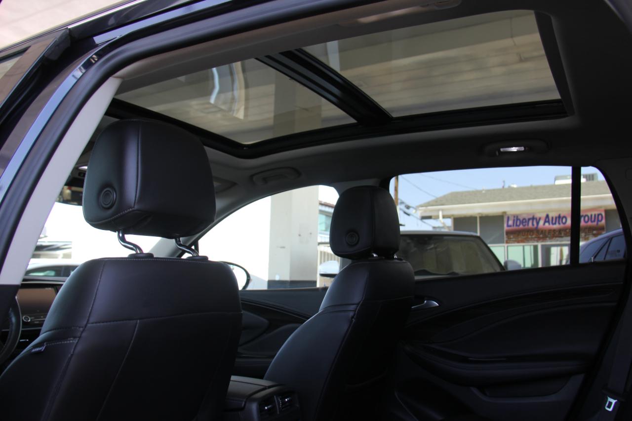 Buick Envision  2020