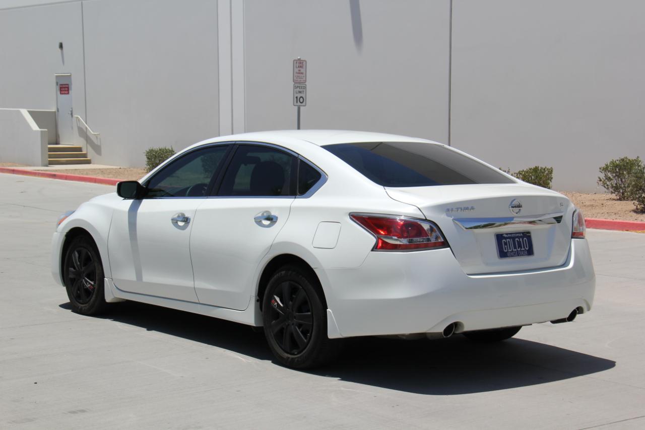 Nissan Altima 2.5 S 2015