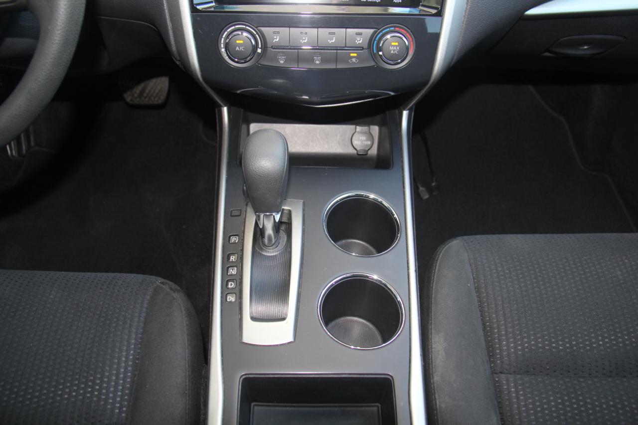Nissan Altima 2.5 S 2015