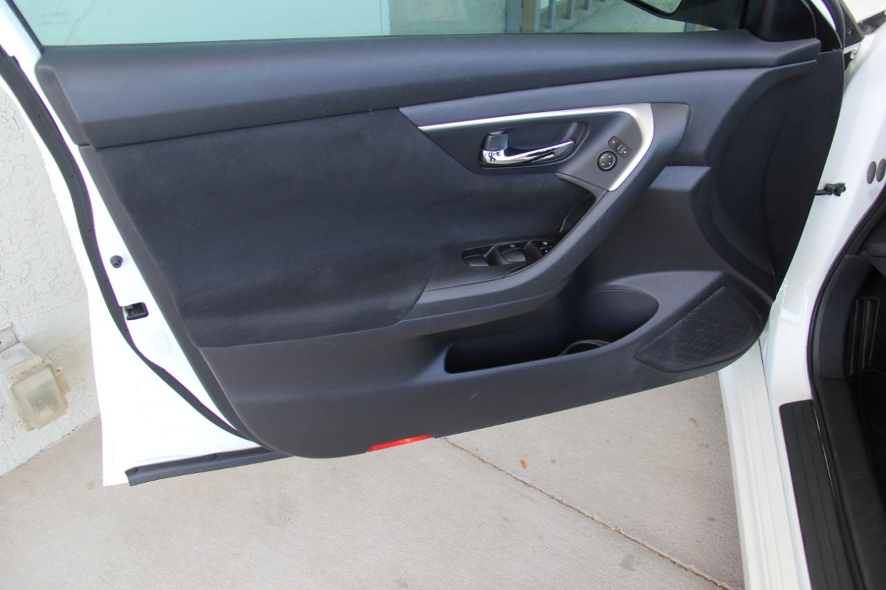 Nissan Altima 2.5 S 2015