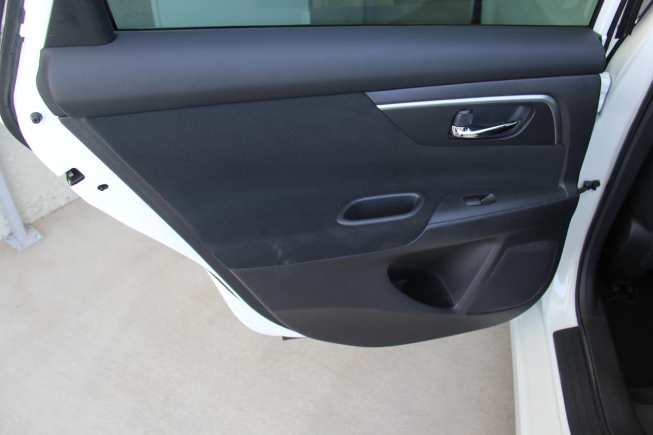 Nissan Altima 2.5 S 2015