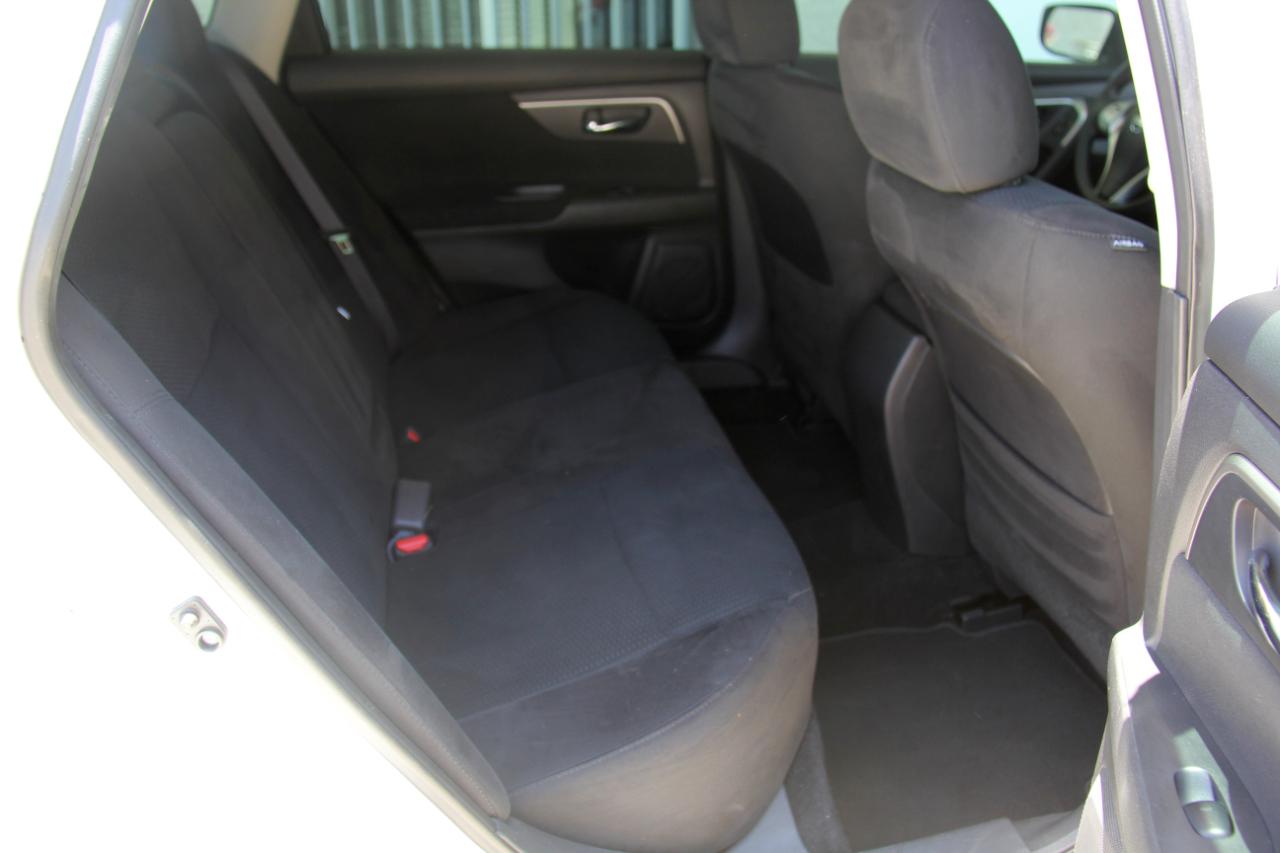 Nissan Altima 2.5 S 2015