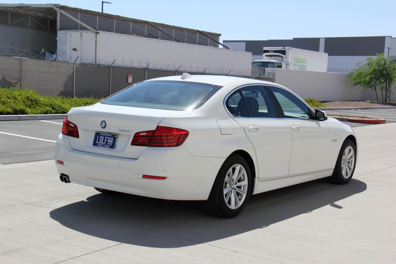 BMW 5-Series 528i 2016