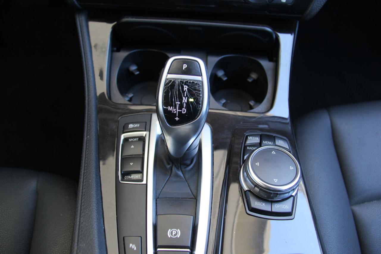 BMW 5-Series 528i 2016