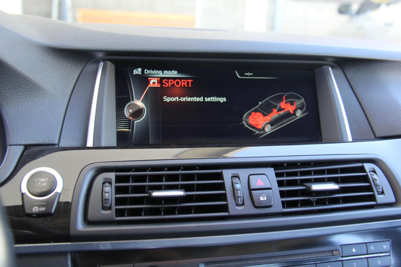 BMW 5-Series 528i 2016