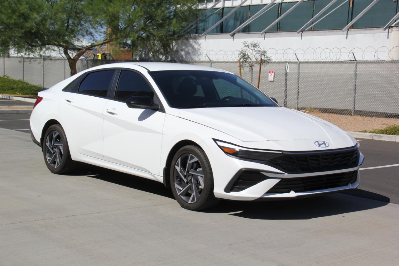 Hyundai Elantra SEL Sport 2025