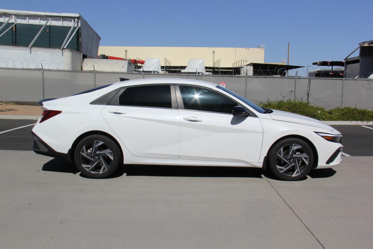 Hyundai Elantra SEL Sport 2025