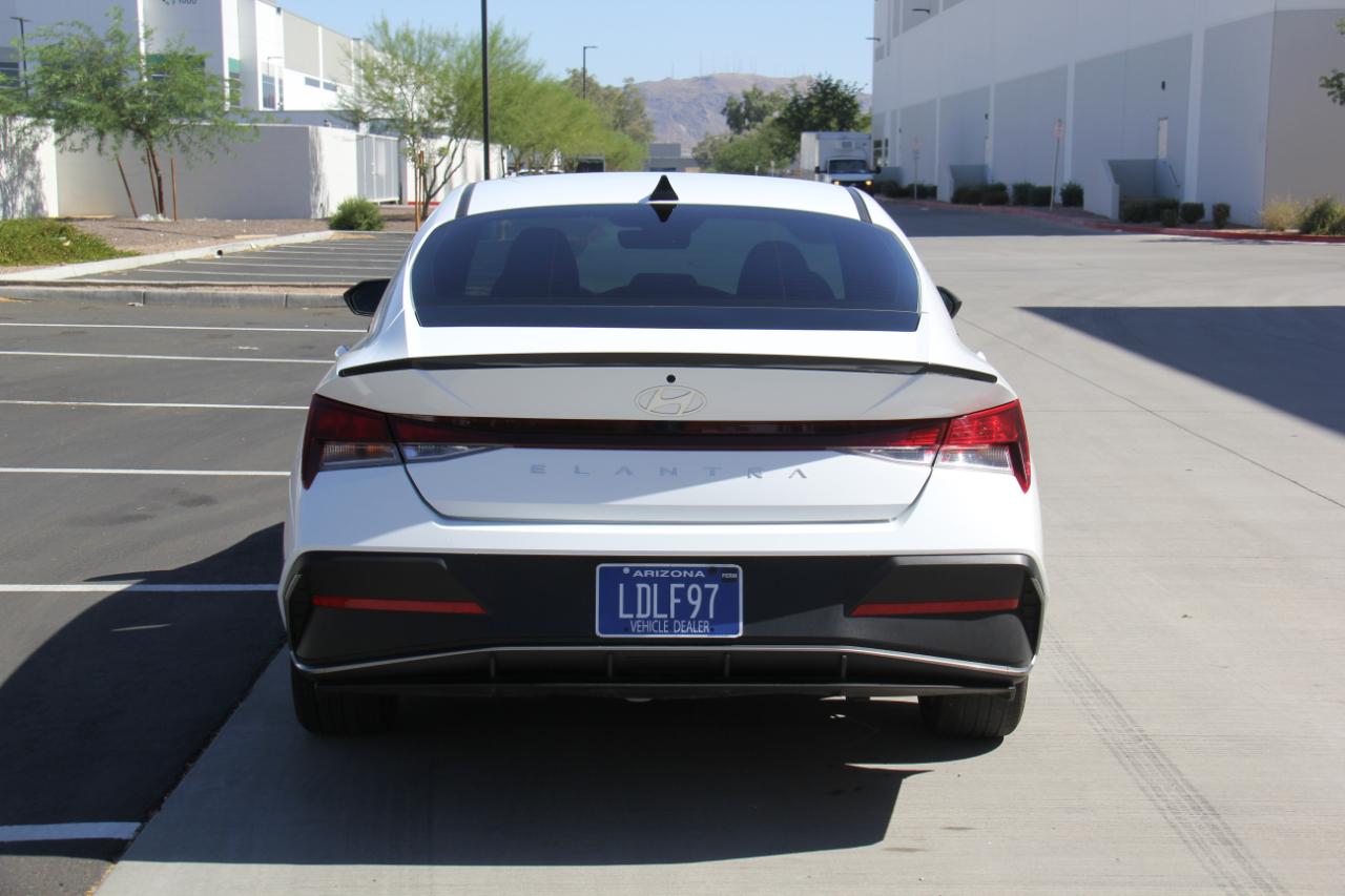 Hyundai Elantra SEL Sport 2025