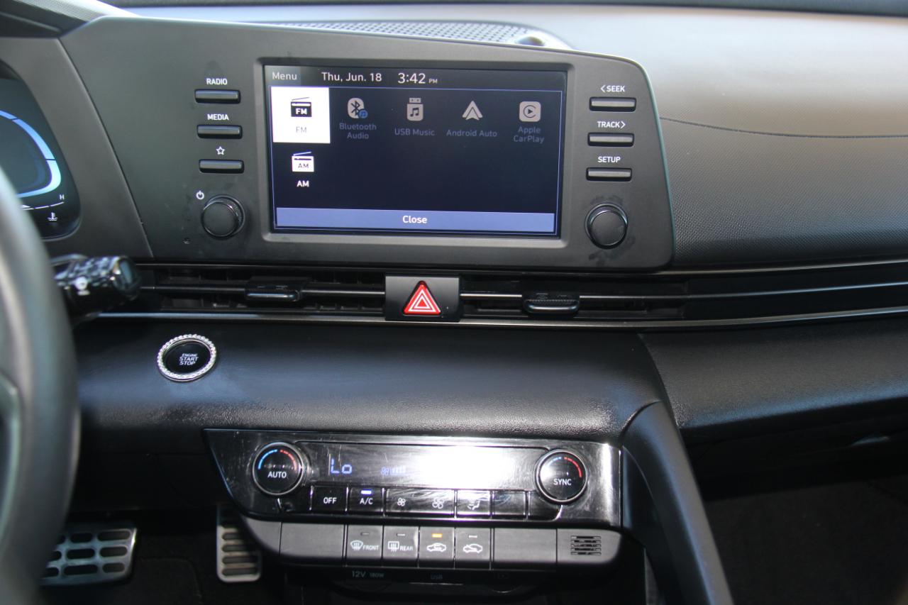 Hyundai Elantra SEL Sport 2025
