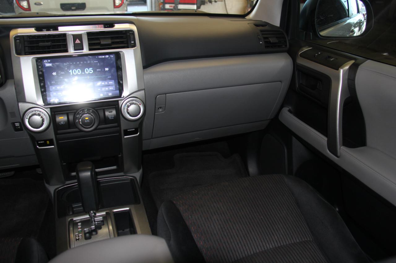 Toyota 4Runner SR5 2WD V6 2010