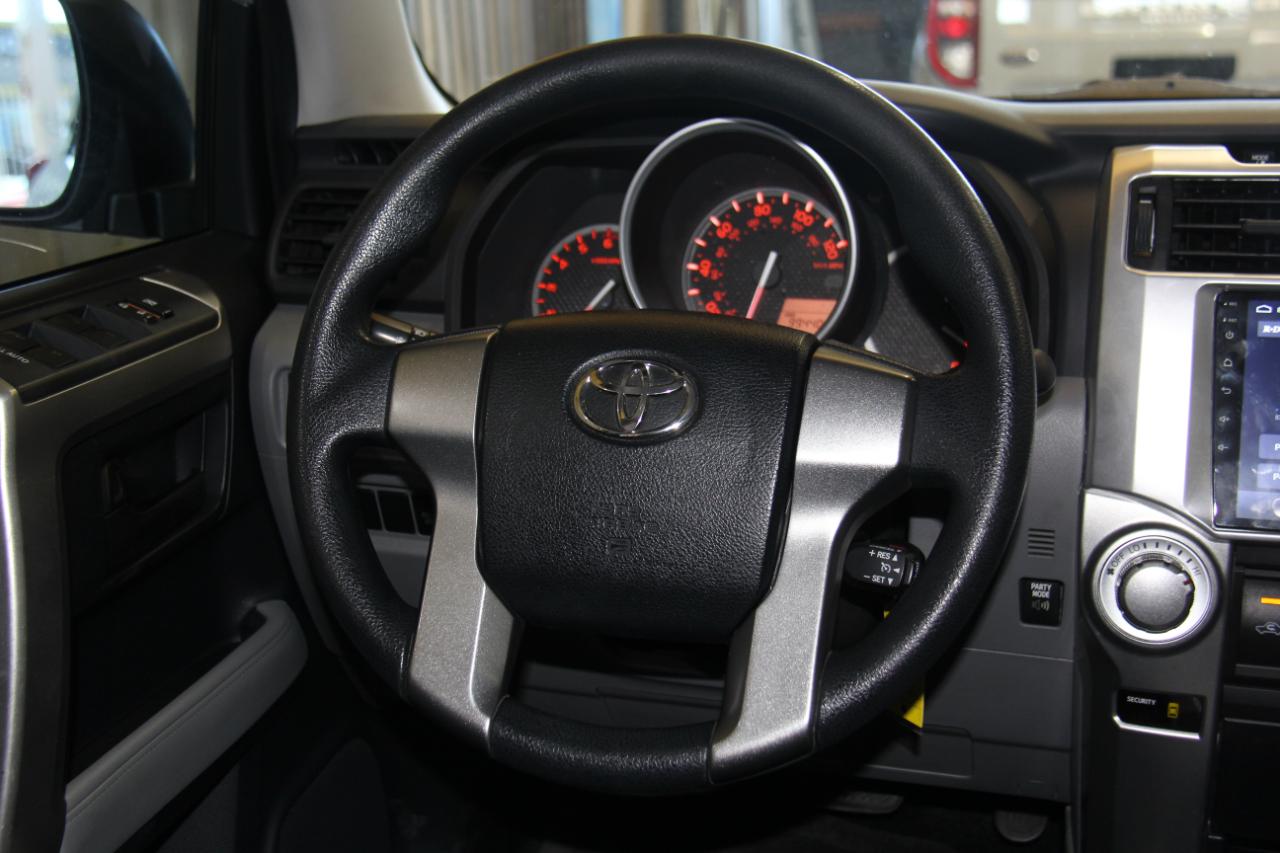 Toyota 4Runner SR5 2WD V6 2010
