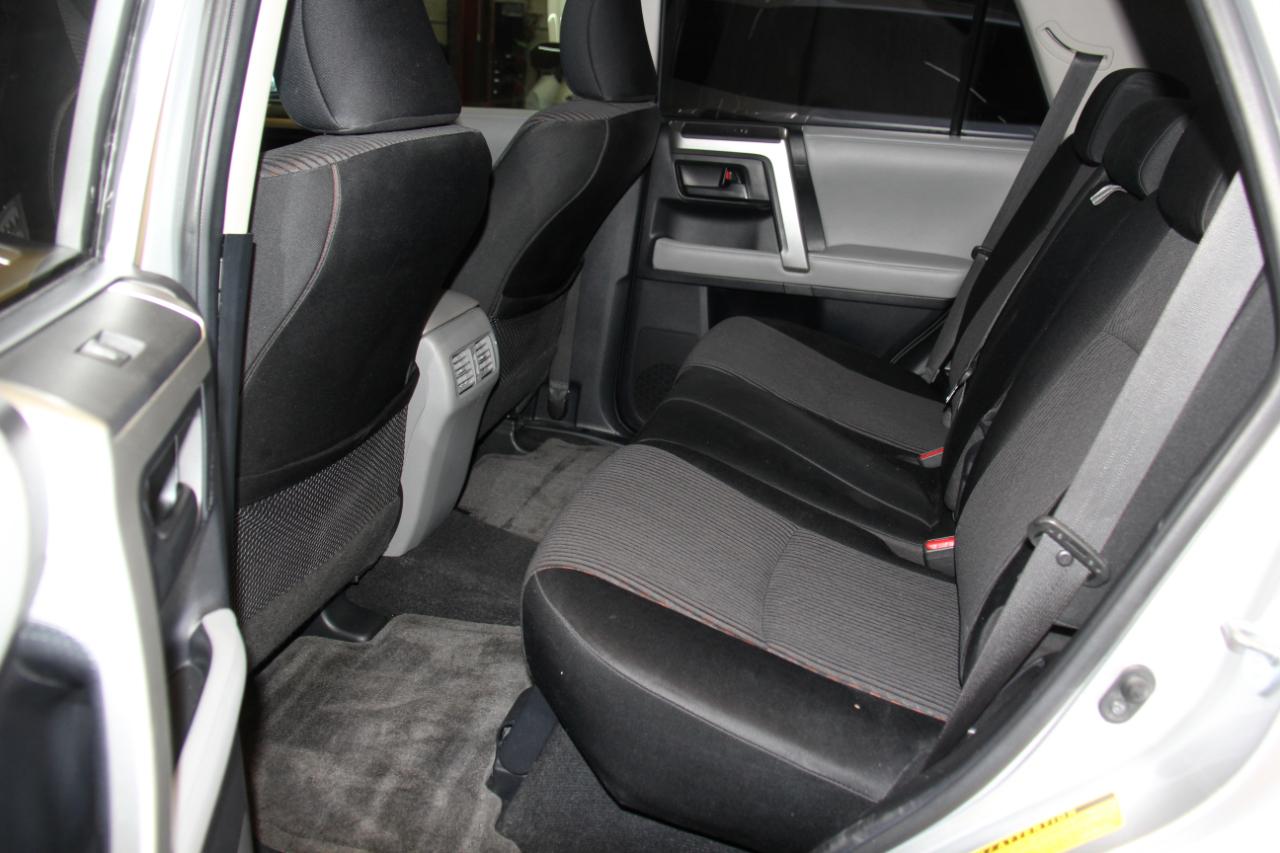 Toyota 4Runner SR5 2WD V6 2010