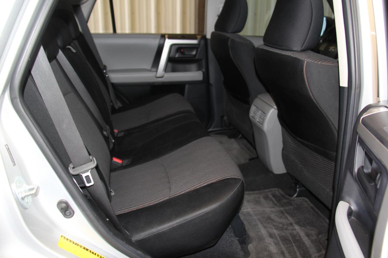 Toyota 4Runner SR5 2WD V6 2010