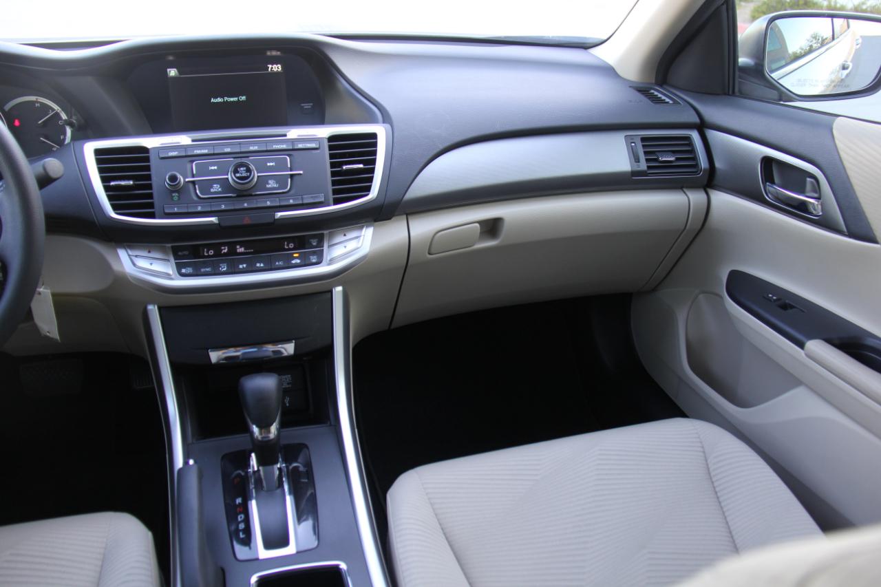 Honda Accord LX sedan 2015