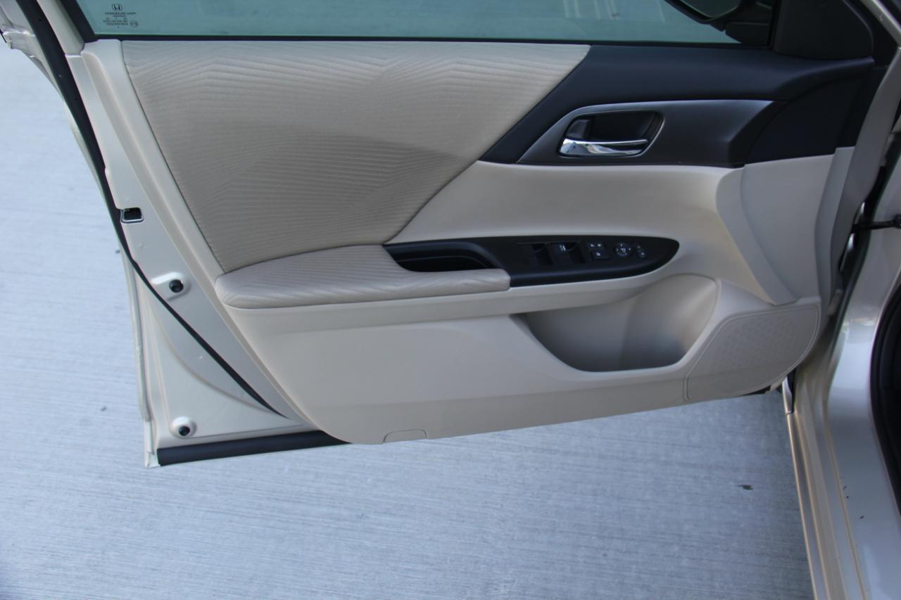 Honda Accord LX sedan 2015