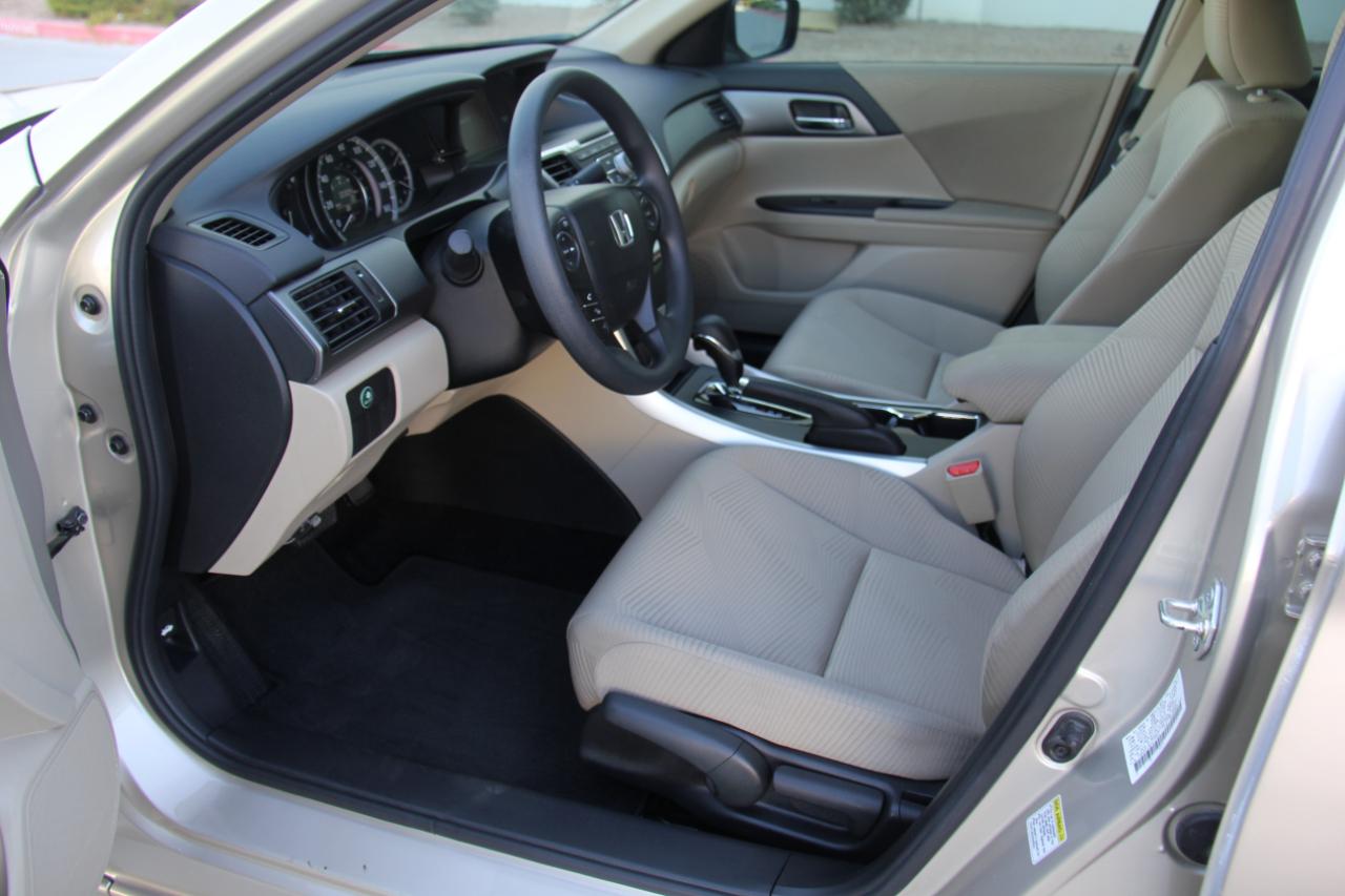 Honda Accord LX sedan 2015