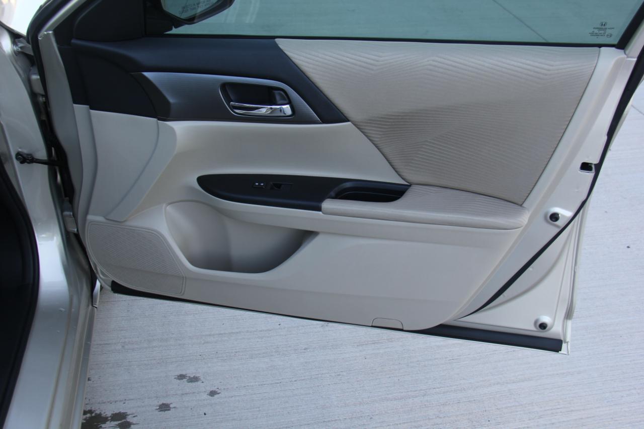 Honda Accord LX sedan 2015