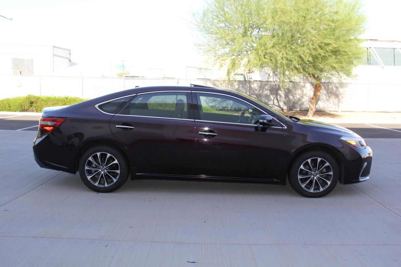 Toyota Avalon XLE 2016