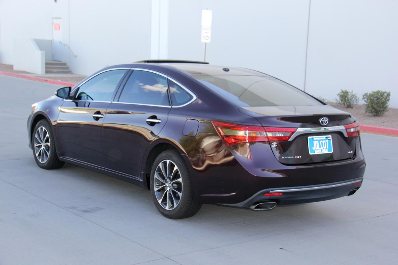 Toyota Avalon XLE 2016