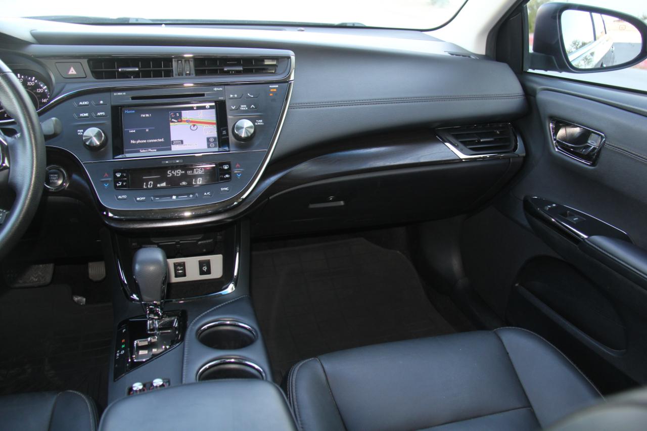 Toyota Avalon XLE 2016