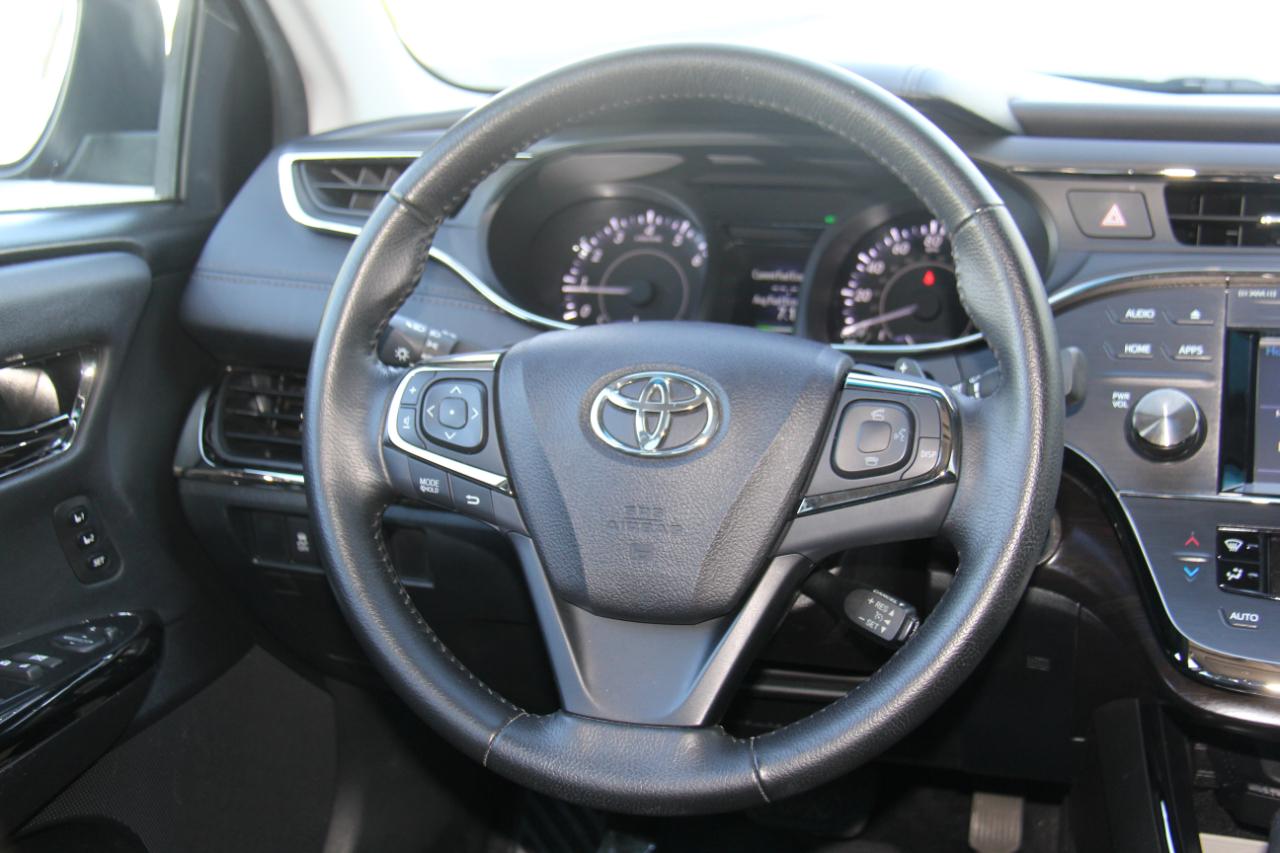 Toyota Avalon XLE 2016