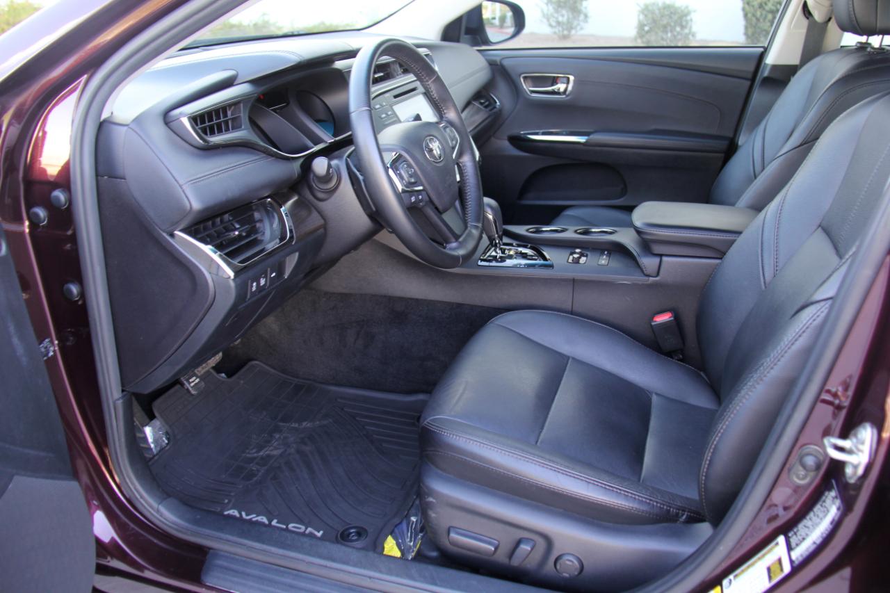 Toyota Avalon XLE 2016