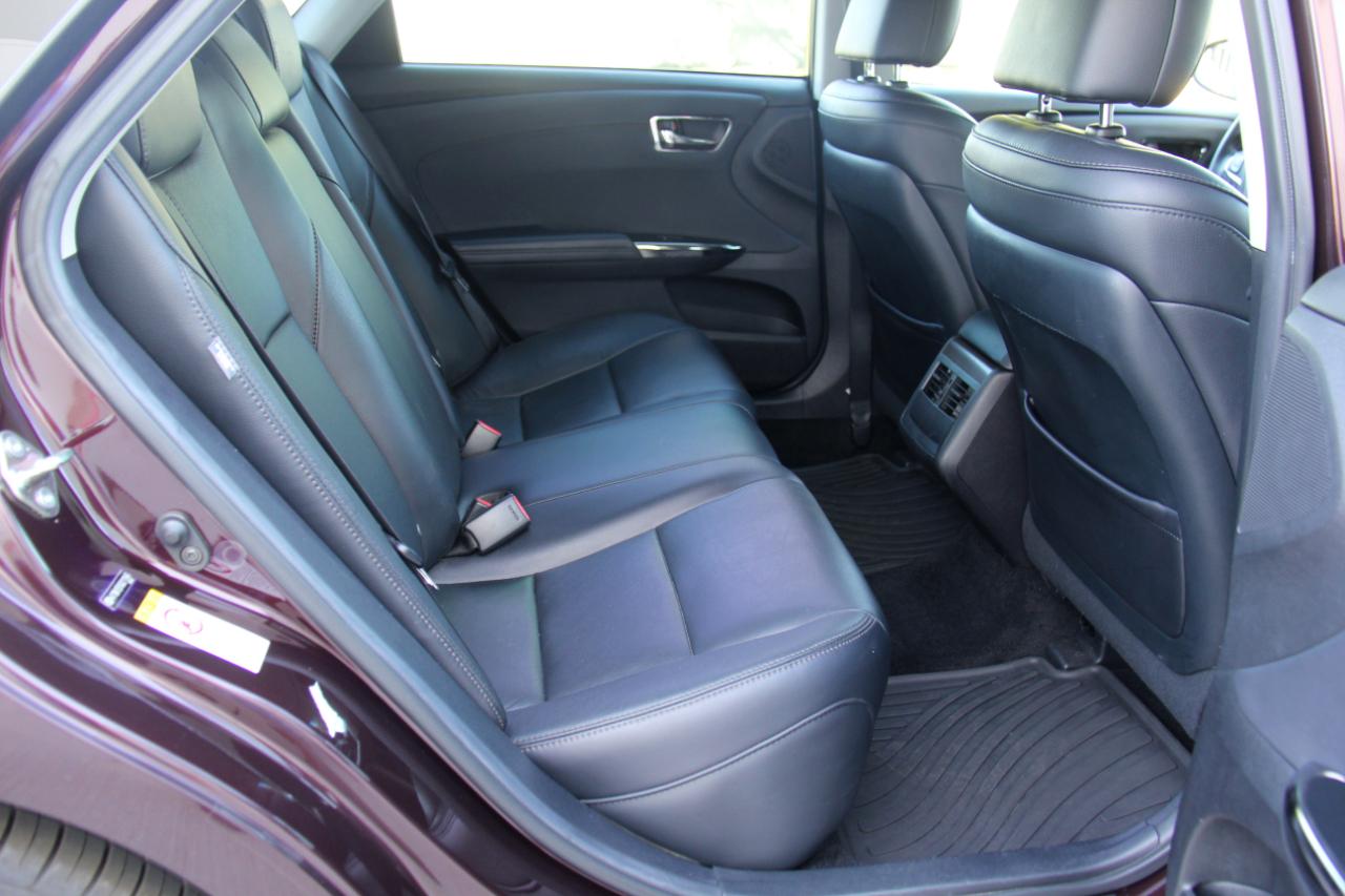Toyota Avalon XLE 2016