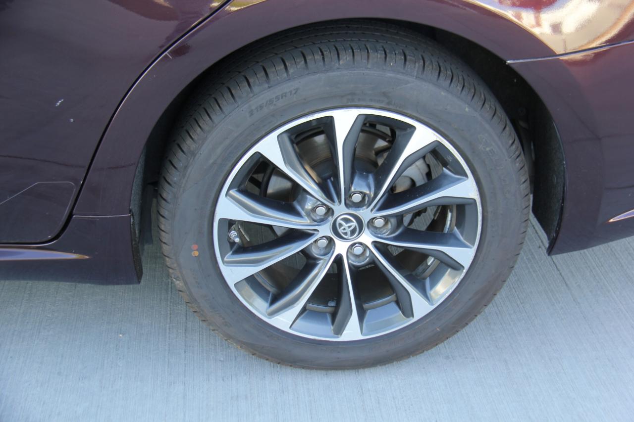 Toyota Avalon XLE 2016