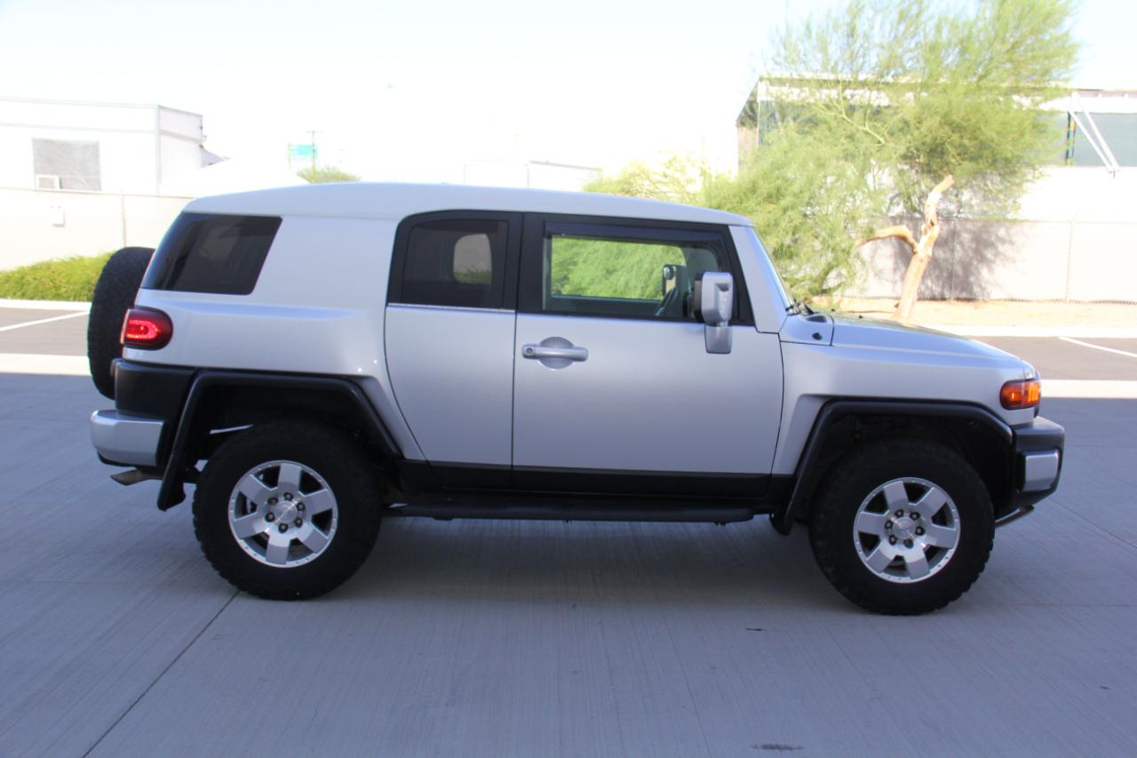 Toyota FJ Cruiser 4WD AT 2007