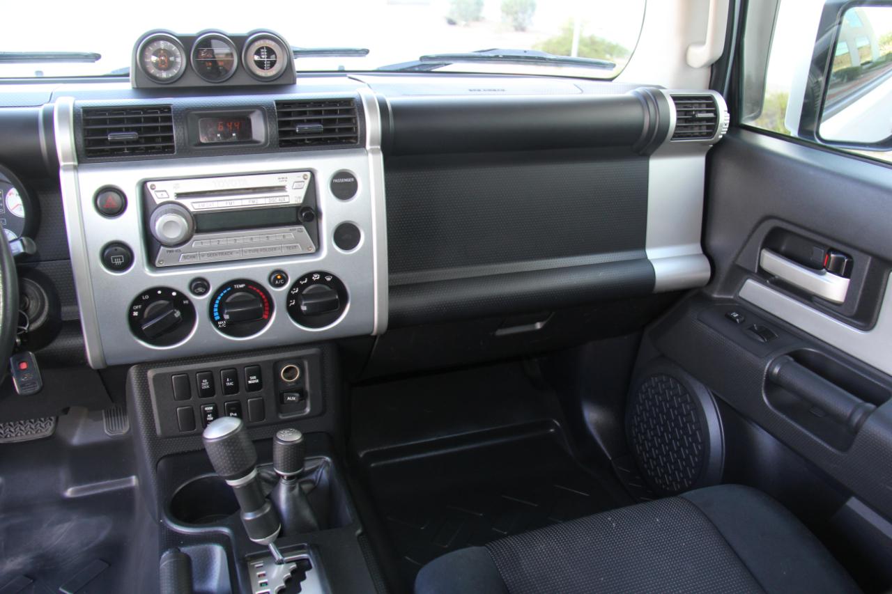 Toyota FJ Cruiser 4WD AT 2007