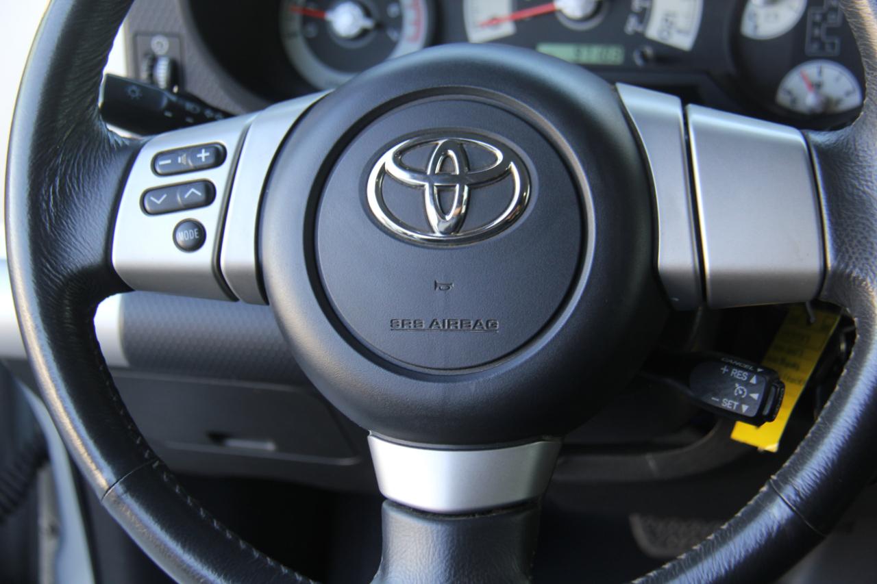 Toyota FJ Cruiser 4WD AT 2007