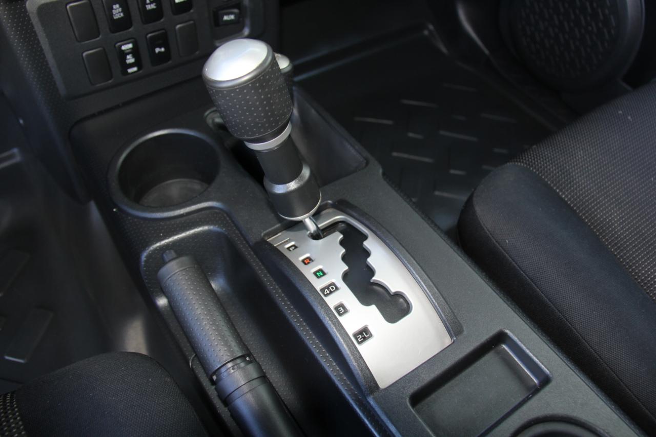 Toyota FJ Cruiser 4WD AT 2007