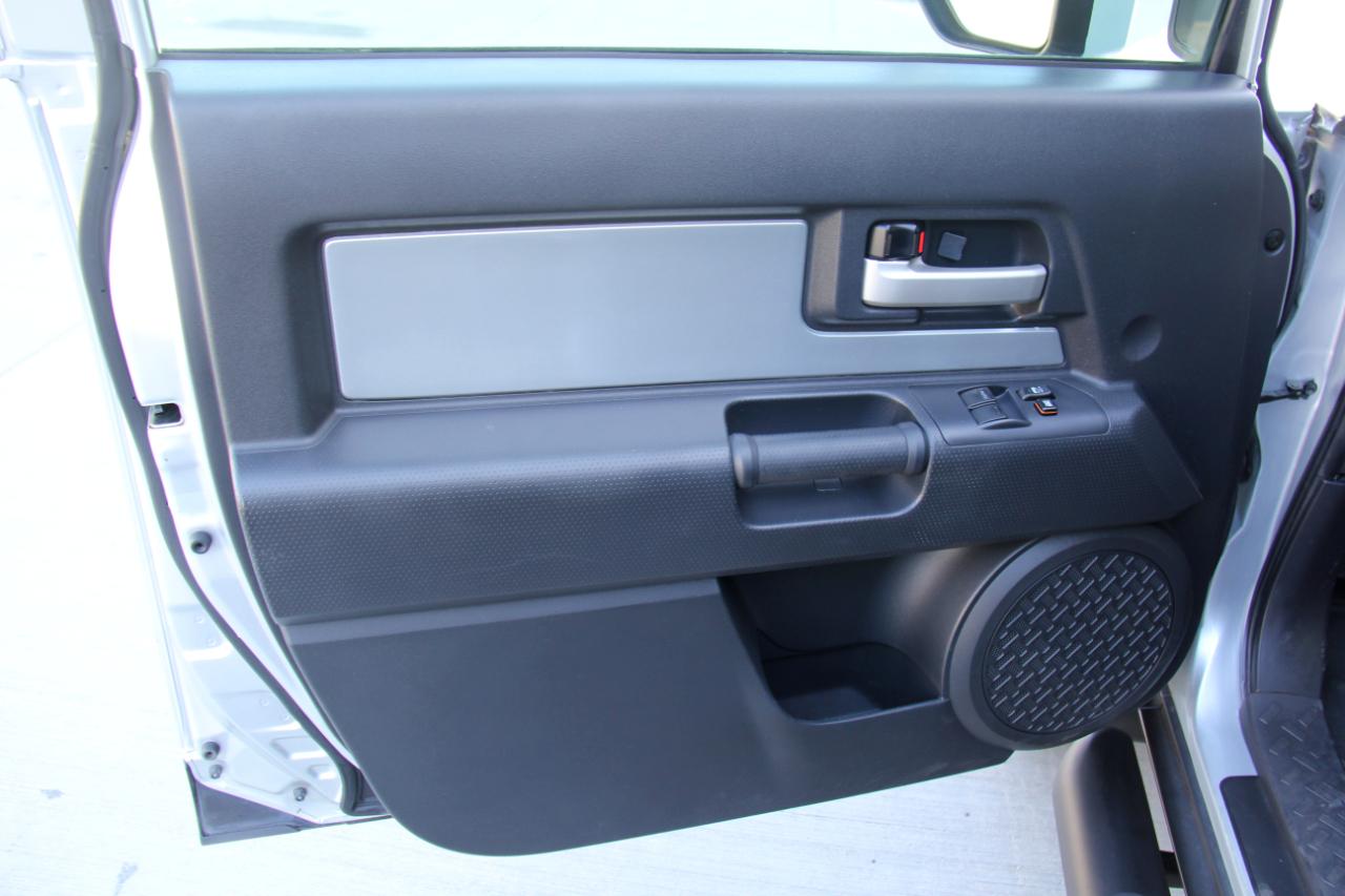 Toyota FJ Cruiser 4WD AT 2007