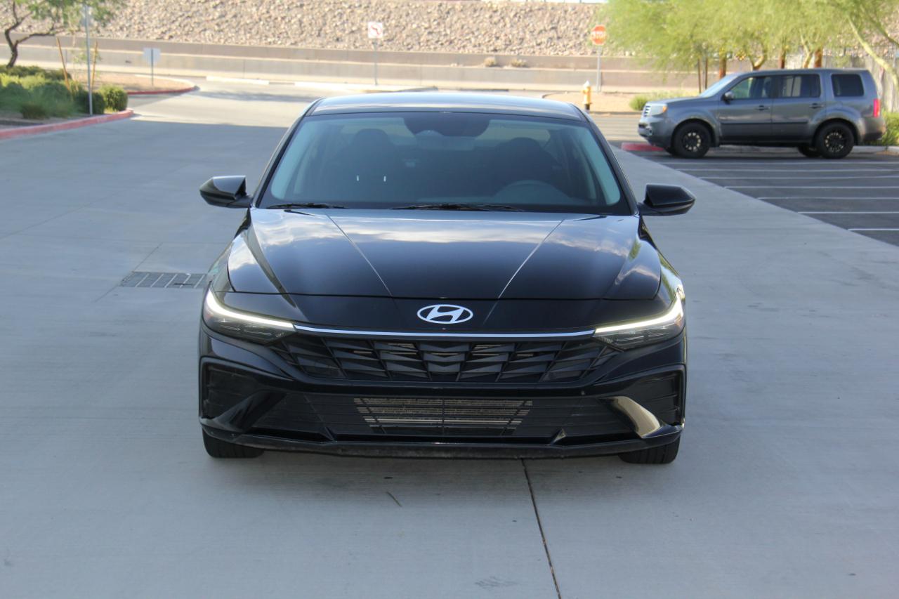 Hyundai Elantra SEL 2024