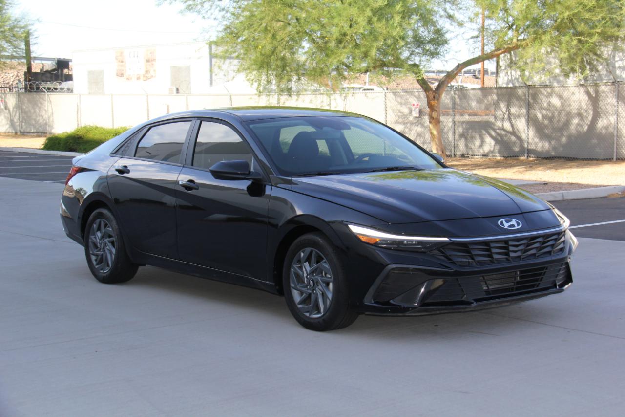 Hyundai Elantra SEL 2024