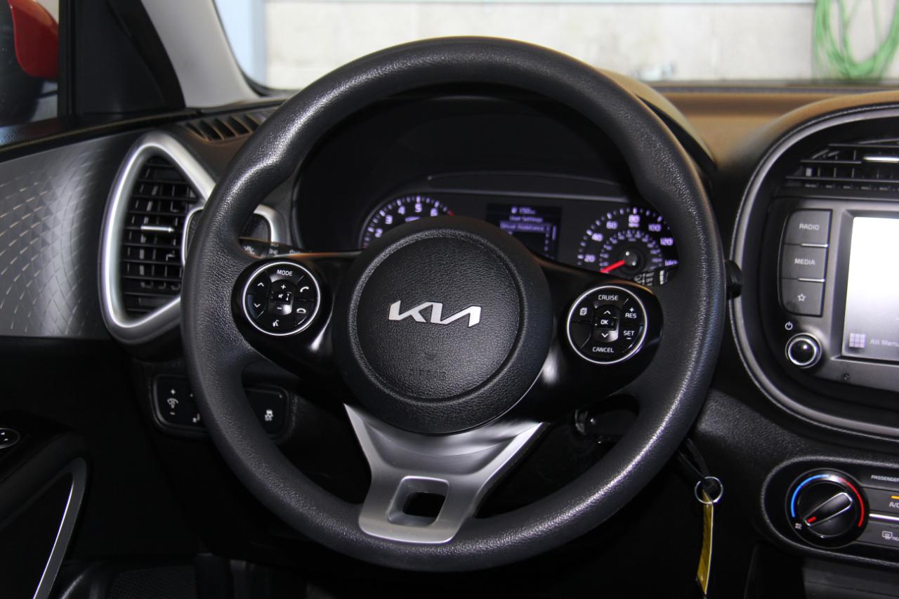 Kia Soul LX CVT 2022