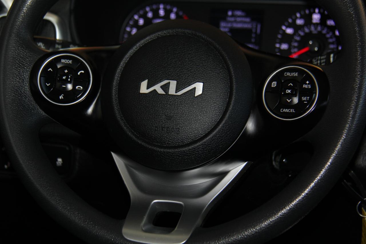 Kia Soul LX CVT 2022