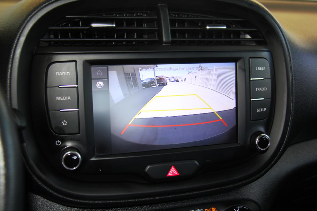 Kia Soul LX CVT 2022