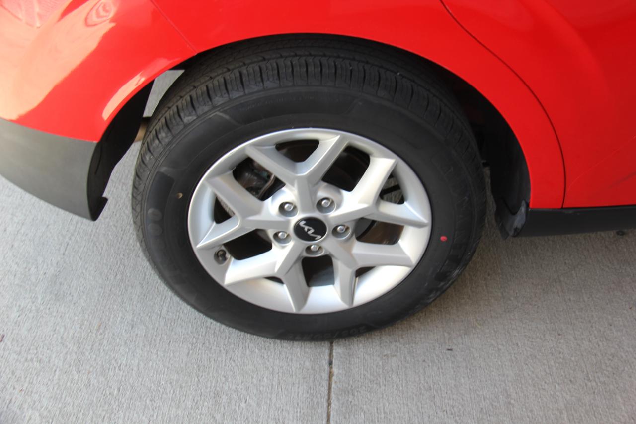 Kia Soul LX CVT 2022