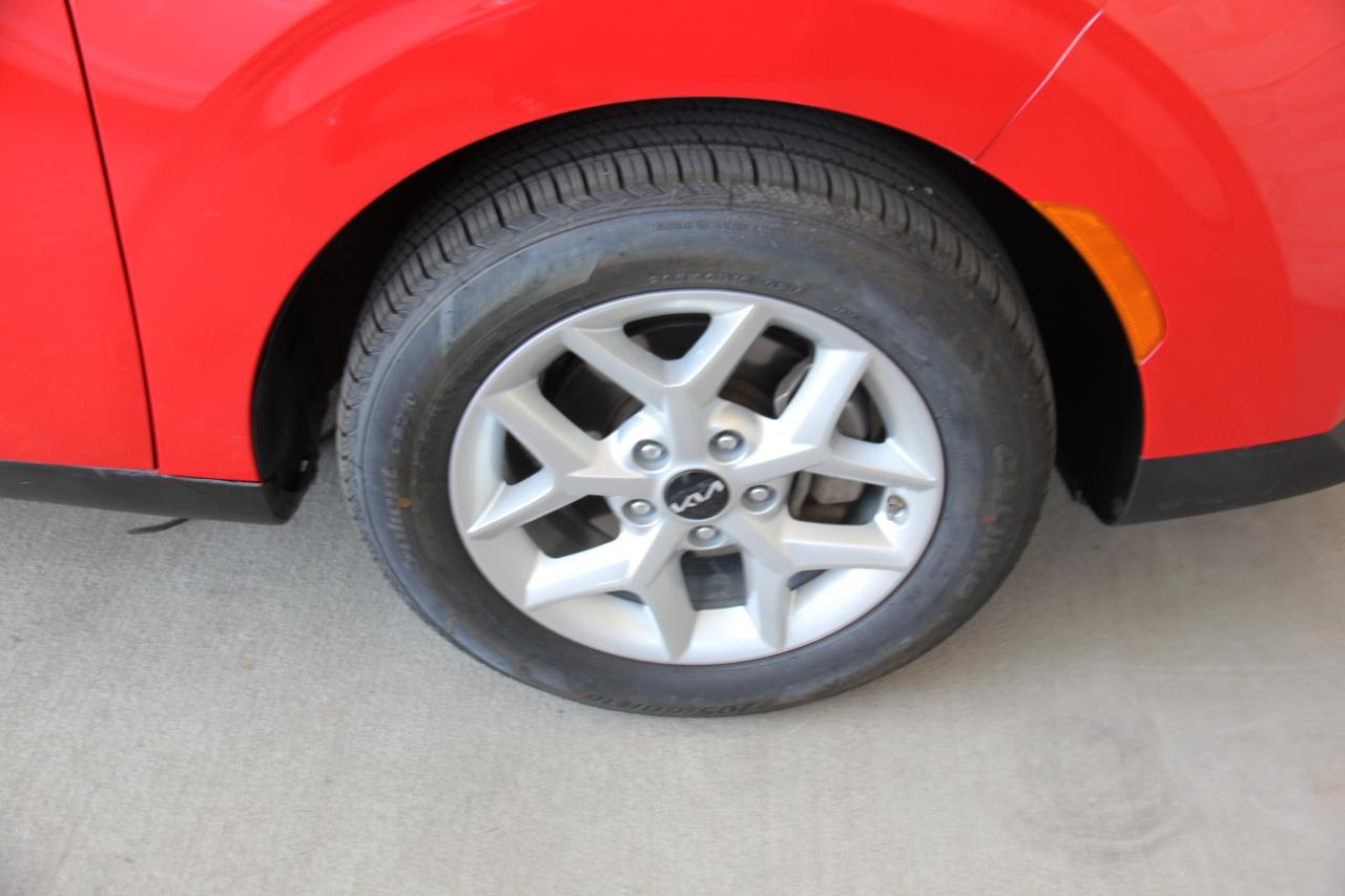 Kia Soul LX CVT 2022
