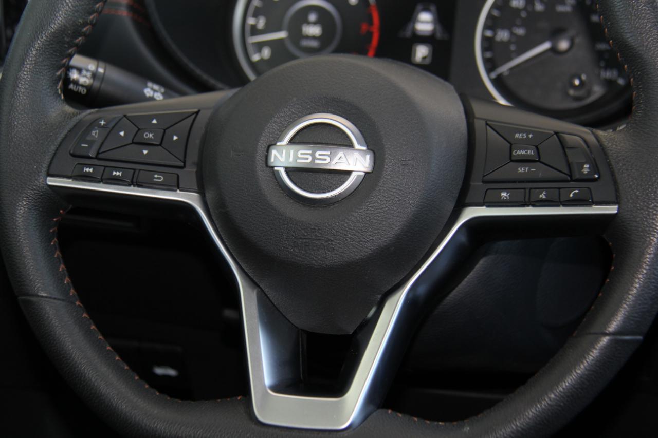 Nissan Versa SR 2024