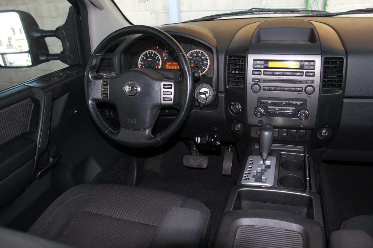 Nissan Titan SE Crew Cab 4WD 2008