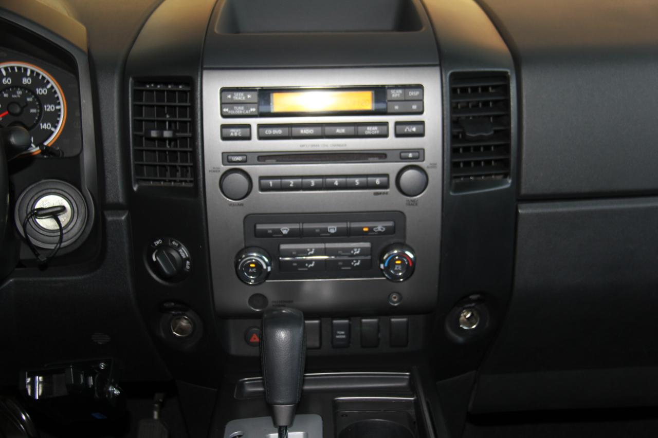 Nissan Titan SE Crew Cab 4WD 2008
