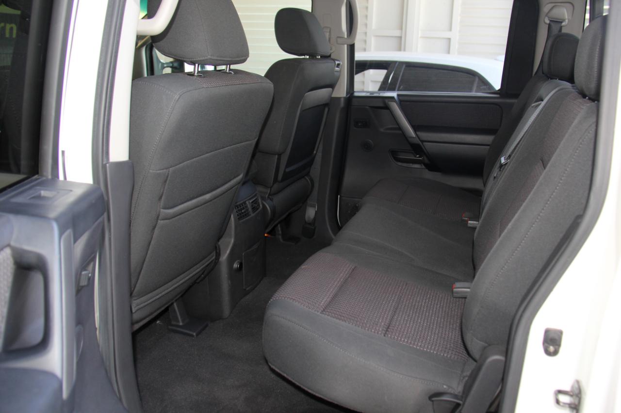 Nissan Titan SE Crew Cab 4WD 2008